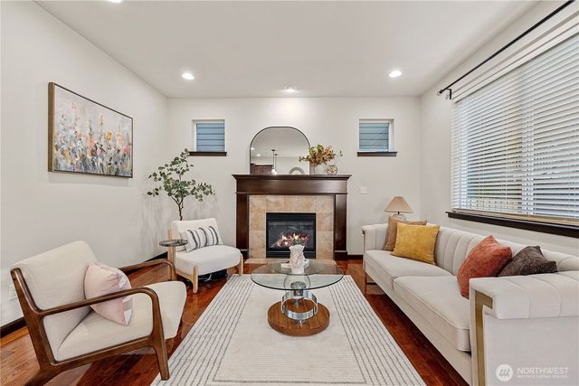 12014 NE 162nd Place, Bothell, WA 98011