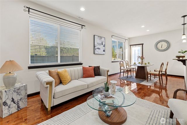 12014 NE 162nd Place, Bothell, WA 98011