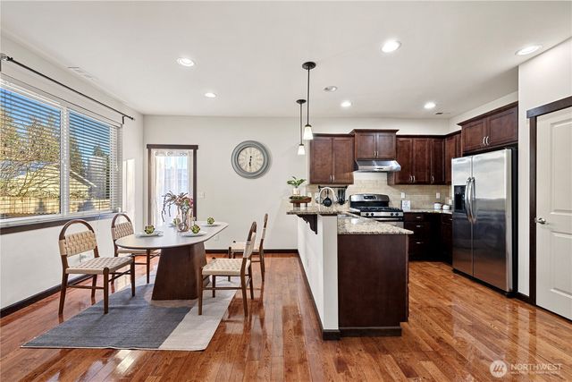 12014 NE 162nd Place, Bothell, WA 98011