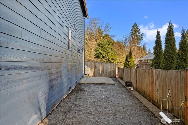 12014 NE 162nd Place, Bothell, WA 98011