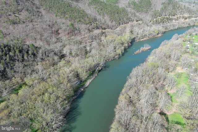 299 HARMISONS BLUFF POINT, Fort Ashby, WV 26719