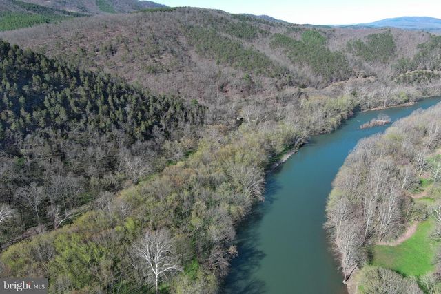 299 HARMISONS BLUFF POINT, Fort Ashby, WV 26719