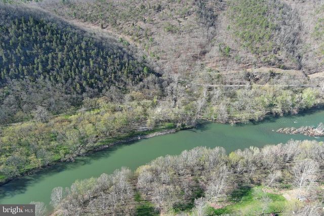 299 HARMISONS BLUFF POINT, Fort Ashby, WV 26719