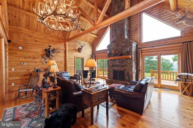 299 HARMISONS BLUFF POINT, Fort Ashby, WV 26719