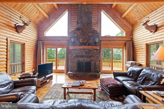 299 HARMISONS BLUFF POINT, Fort Ashby, WV 26719