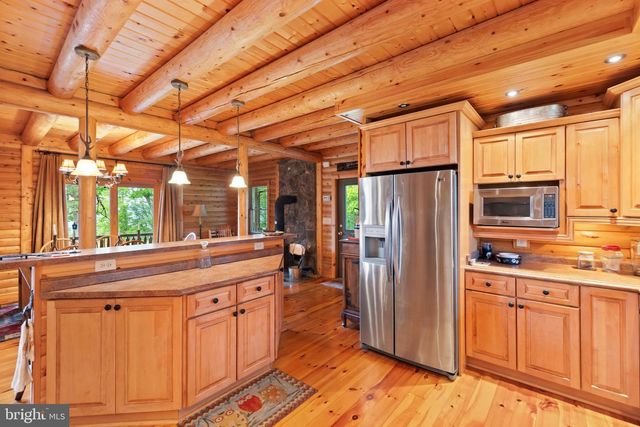 299 HARMISONS BLUFF POINT, Fort Ashby, WV 26719