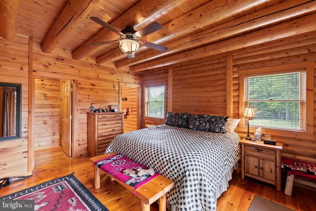 299 HARMISONS BLUFF POINT, Fort Ashby, WV 26719