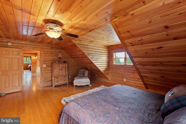 299 HARMISONS BLUFF POINT, Fort Ashby, WV 26719