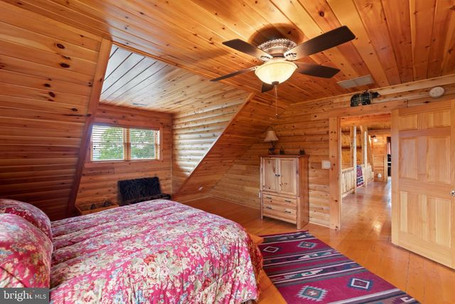299 HARMISONS BLUFF POINT, Fort Ashby, WV 26719