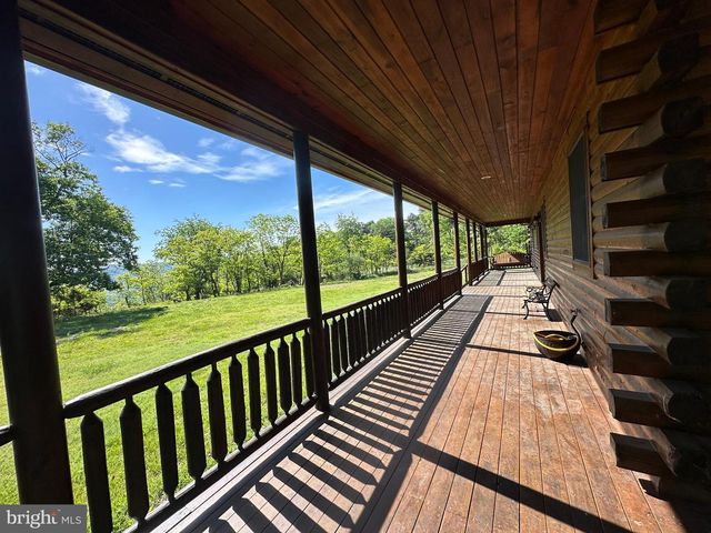 299 HARMISONS BLUFF POINT, Fort Ashby, WV 26719