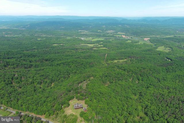 299 HARMISONS BLUFF POINT, Fort Ashby, WV 26719