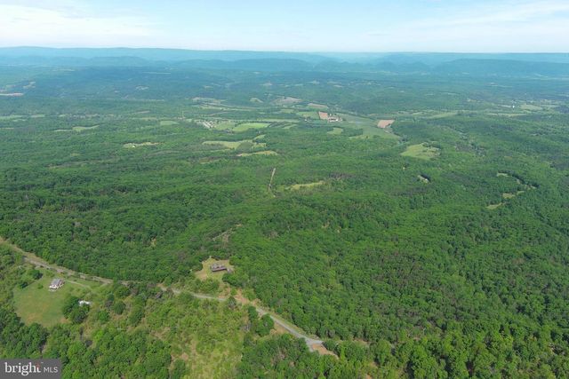 299 HARMISONS BLUFF POINT, Fort Ashby, WV 26719