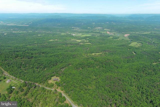 299 HARMISONS BLUFF POINT, Fort Ashby, WV 26719