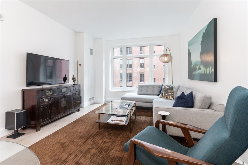 100 Lovejoy Wharf 5 N, Boston, MA 02114