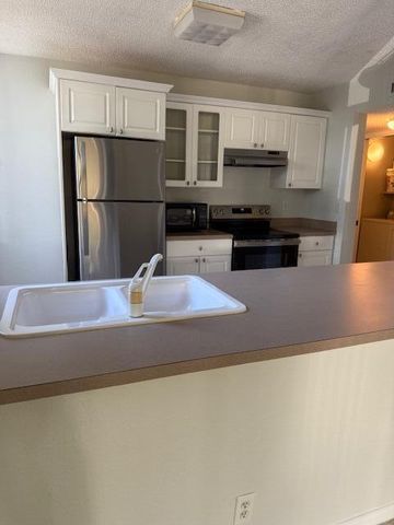 500 Egret Circle 8211, Delray Beach, FL 33444