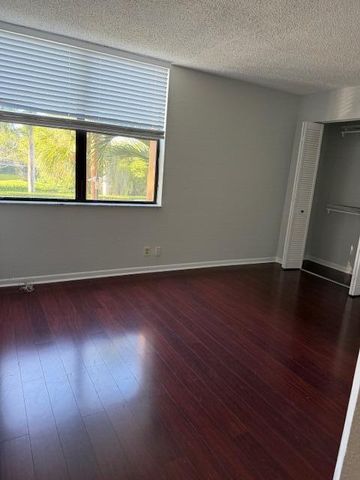 500 Egret Circle 8211, Delray Beach, FL 33444