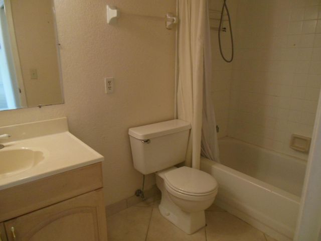 500 Egret Circle 8211, Delray Beach, FL 33444