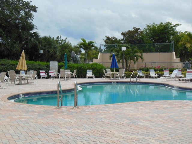 500 Egret Circle 8211, Delray Beach, FL 33444