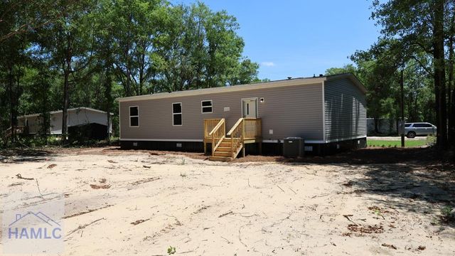 98 Bream Drive, Jesup, GA 31545