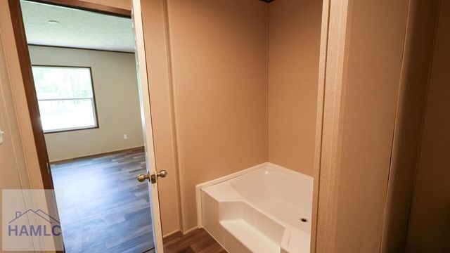 98 Bream Drive, Jesup, GA 31545