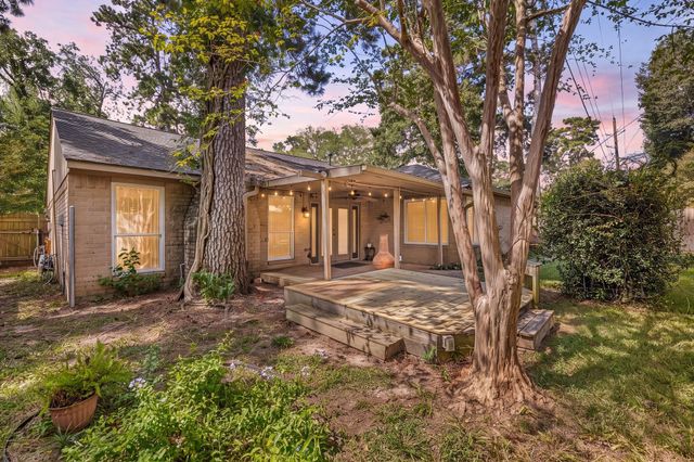 2811 Whispering Springs Drive, Spring, TX 77373