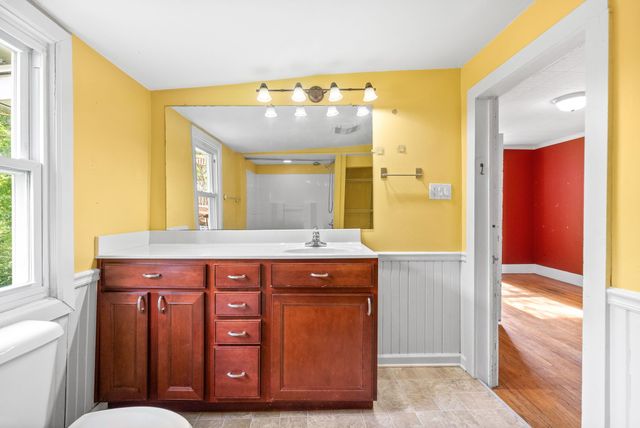 232 Georgia Ave, Clarksville, TN 37040