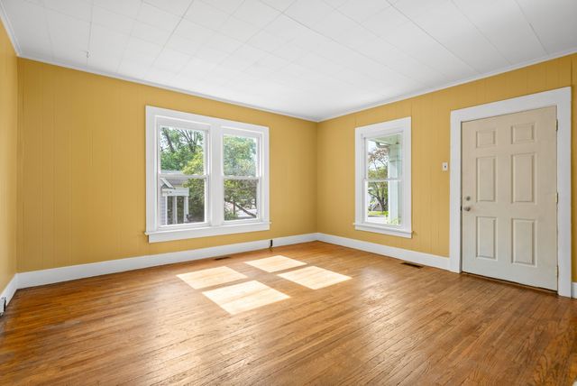 232 Georgia Ave, Clarksville, TN 37040