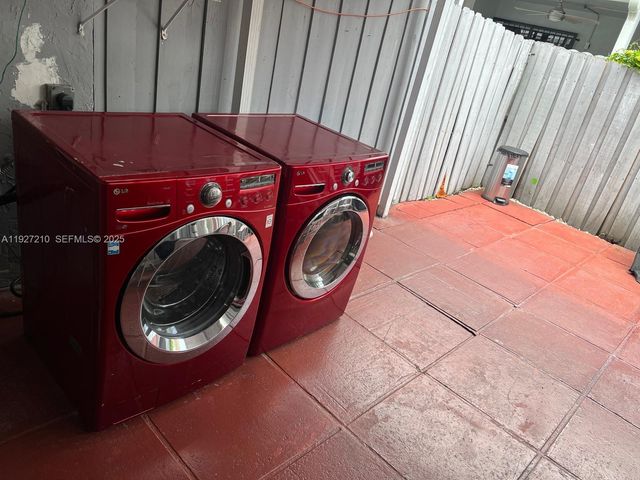 5423 W 22nd Ct 103, Hialeah, FL 33016