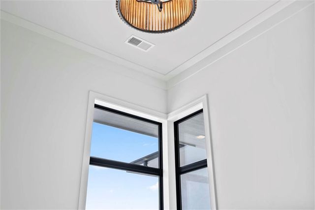 3344 W 133rd Terrace, Leawood, KS 66209