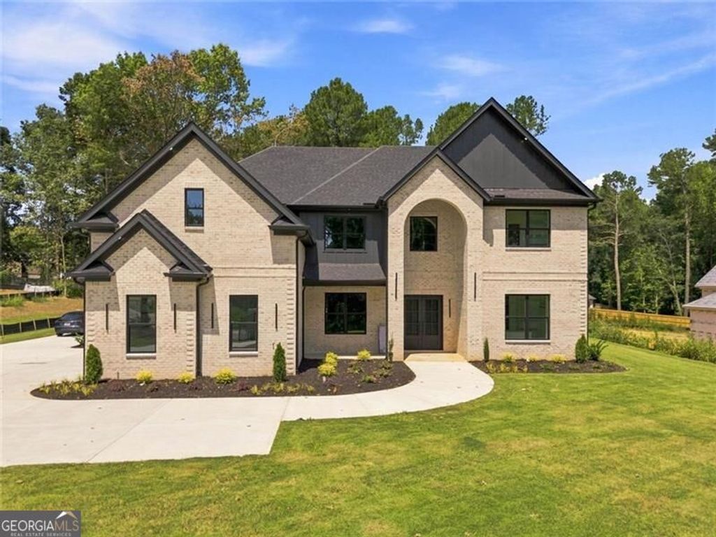 2895 Briscoe Road, Loganville, GA 30052