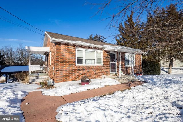 1421 SANDHILL RD, Lebanon, PA 17046