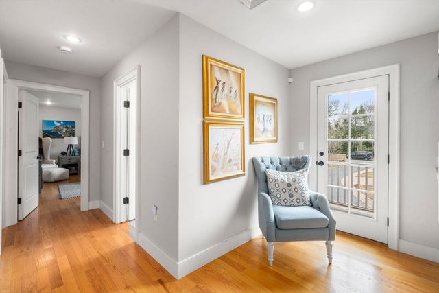 75 Auburn St, Newton, MA 02466