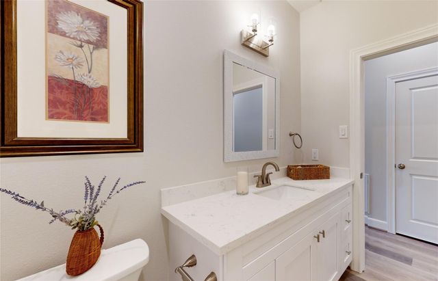 504 Nursery Rd 1102, The Woodlands, TX 77380