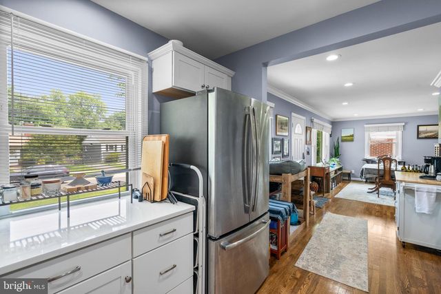 3904 LANTERN DR, Silver Spring, MD 20902