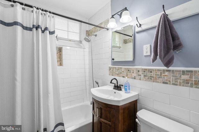 3904 LANTERN DR, Silver Spring, MD 20902