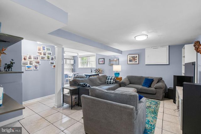 3904 LANTERN DR, Silver Spring, MD 20902