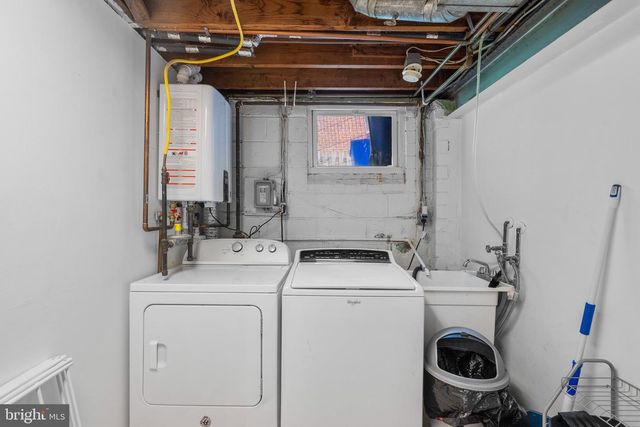 3904 LANTERN DR, Silver Spring, MD 20902