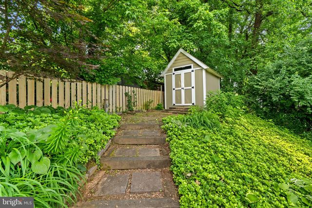 3904 LANTERN DR, Silver Spring, MD 20902