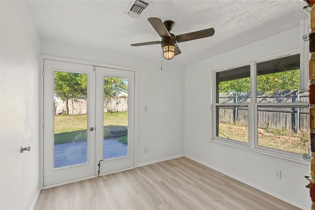 709 N Rusk Street, Weatherford, TX 76086