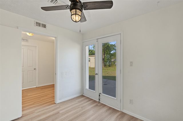 709 N Rusk Street, Weatherford, TX 76086