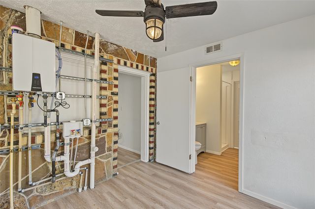 709 N Rusk Street, Weatherford, TX 76086