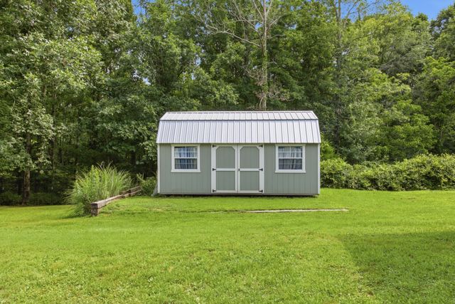 428 Peters Rd, Summertown, TN 38483