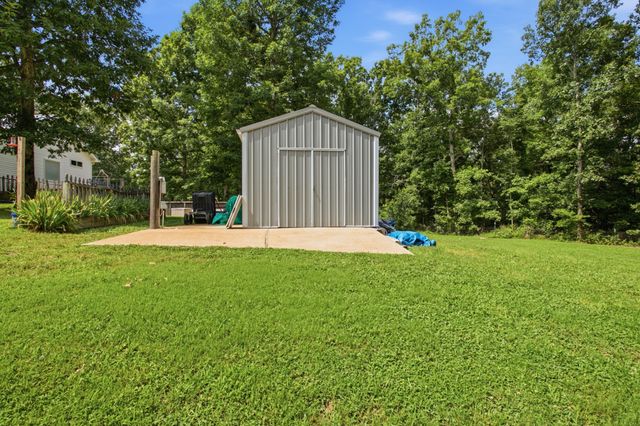 428 Peters Rd, Summertown, TN 38483