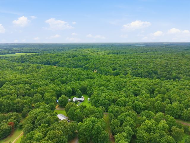 428 Peters Rd, Summertown, TN 38483