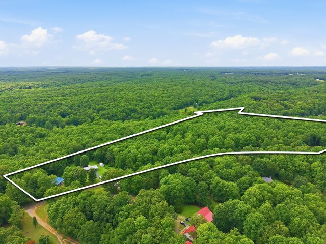 428 Peters Rd, Summertown, TN 38483