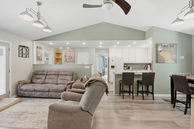 428 Peters Rd, Summertown, TN 38483
