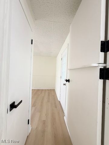 8880 W Ridgewood Drive, Parma Heights, OH 44130