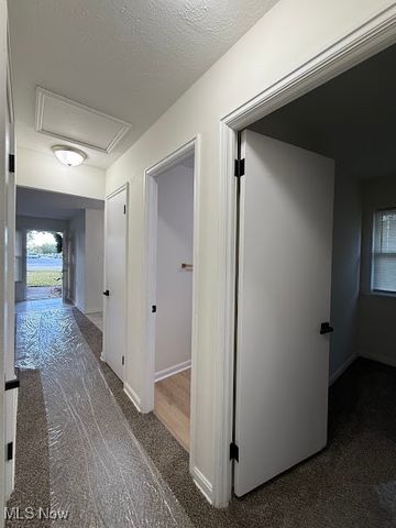 8880 W Ridgewood Drive, Parma Heights, OH 44130