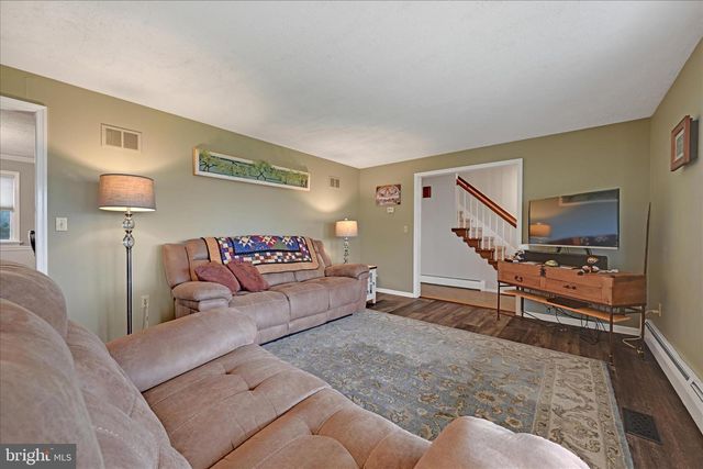 460 SHIRKSVILLE RD, Jonestown, PA 17038