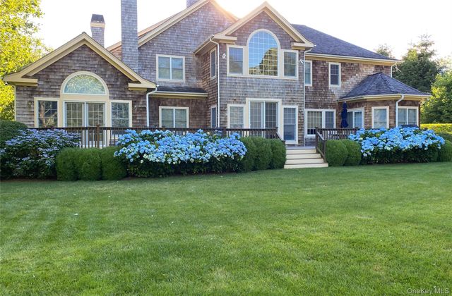 3 Whispering Fields Court, Water Mill, NY 11976